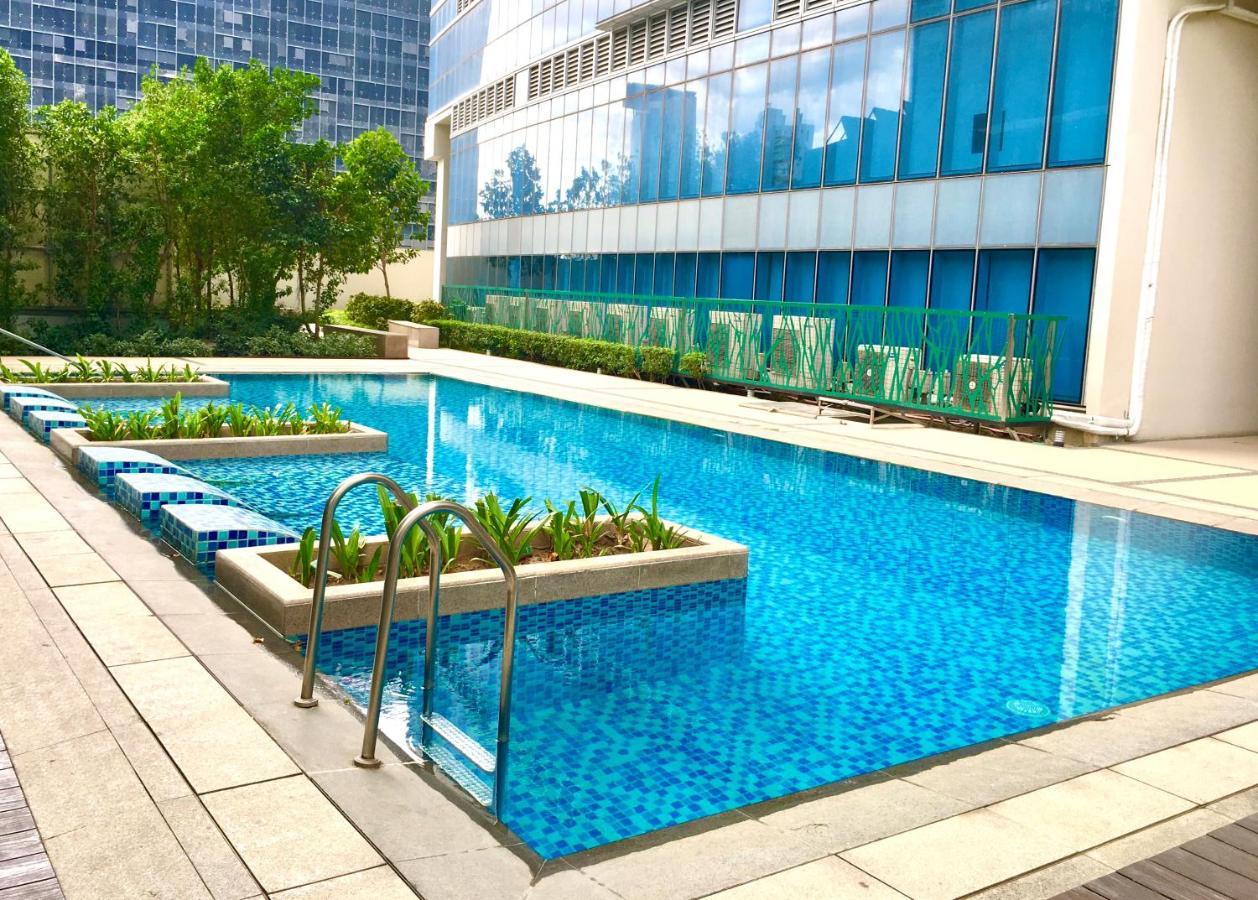 מנילה Daniella'S Modern & Cozy Suite In Uptown Bgc מראה חיצוני תמונה