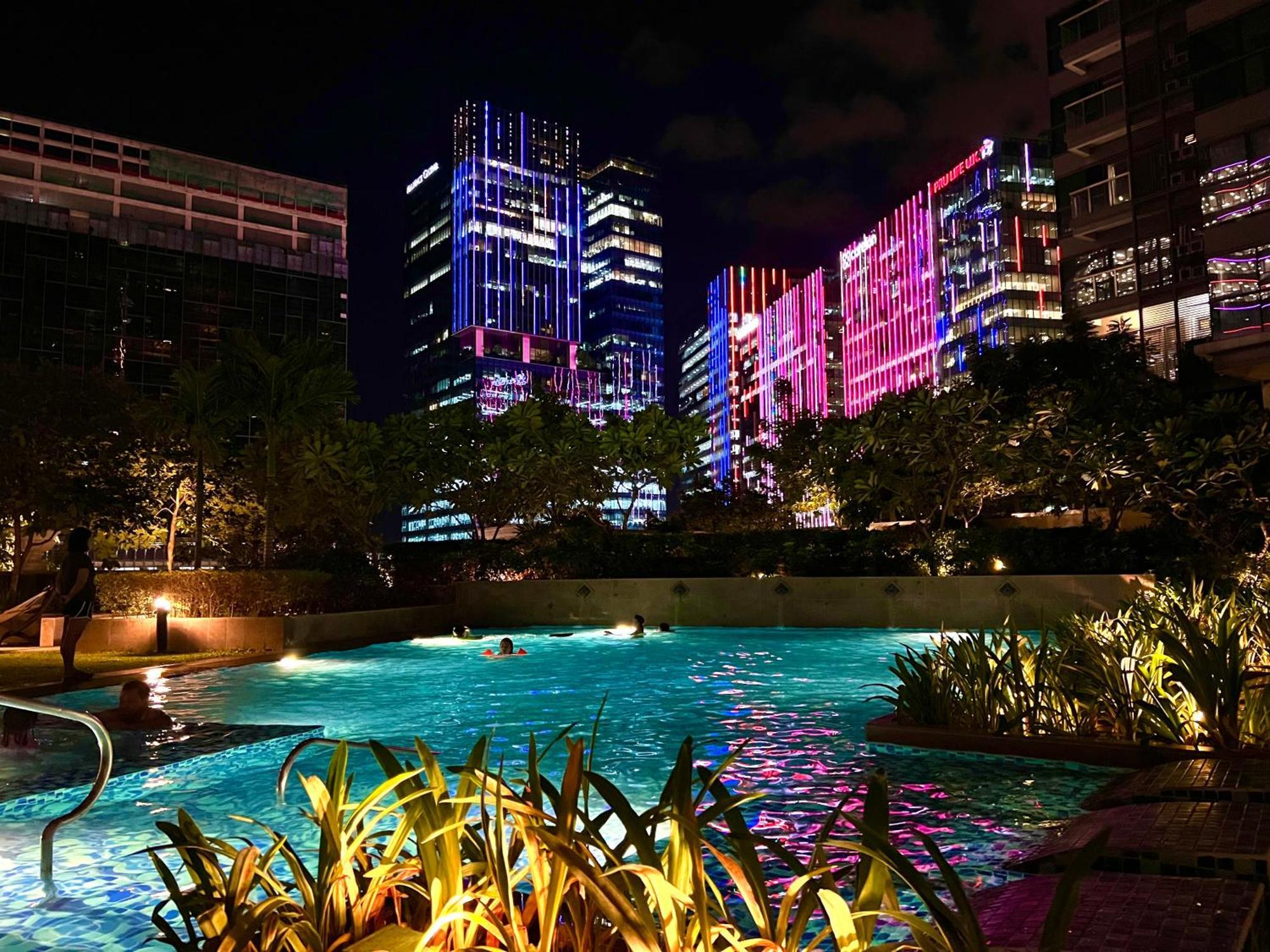 מנילה Daniella'S Modern & Cozy Suite In Uptown Bgc מראה חיצוני תמונה
